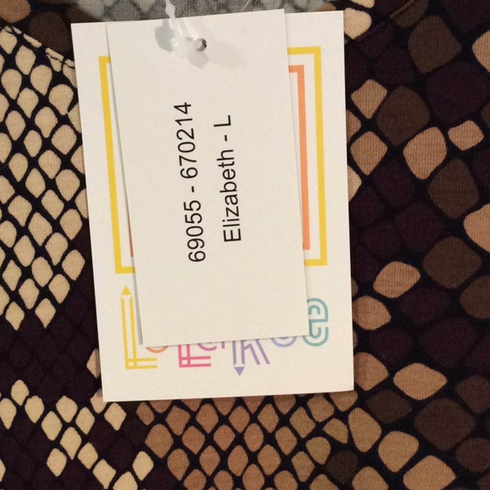 Lularoe Elizabeth - Picture 2 of 4